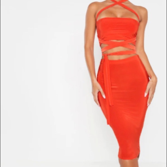 PrettyLittleThing Other - PrettyLittleThing Bright Slinky Tie Detail Bandeau Top and Skirt Set